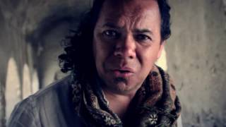 Me va la vida en ello  Luis Eduardo Aute, por Agitanao