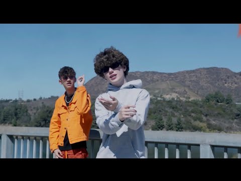 Right Now! (feat. Lil Blurry) のサムネイル
