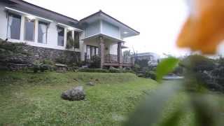 preview picture of video 'Villa Bumina Ayi - Villa Disewakan dekat Taman Safari'