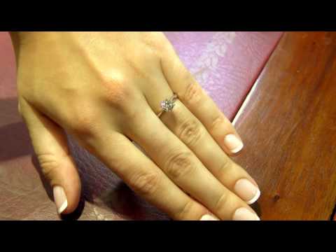 Four claw classic diamond engagement ring SR1006