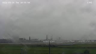 NARITA AIRPORT (さくらの山) からライブ配信中 live webcam
