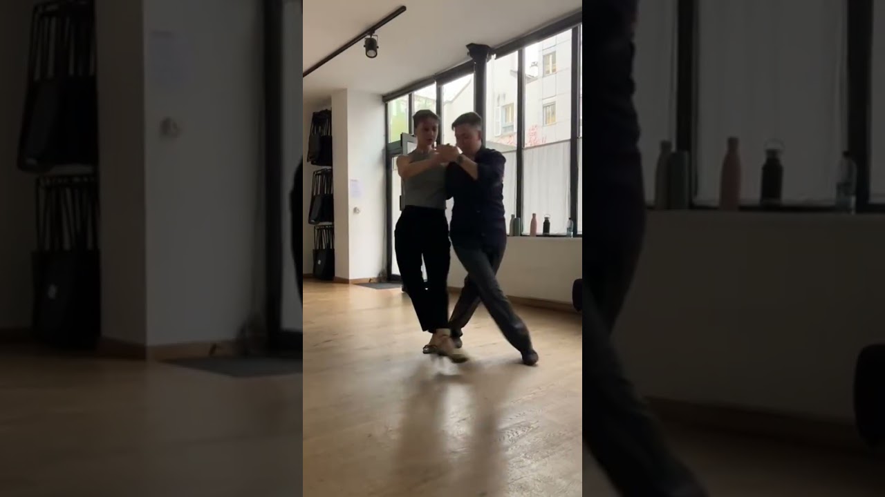 Circular alterations with Veronica Toumanova and Asya Moiseeva