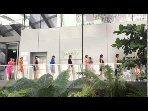 Christopher Kane SS16 - finale part2