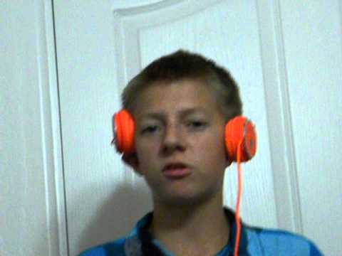 AVBYTE Hipster Disney Princess Sing-A-Long