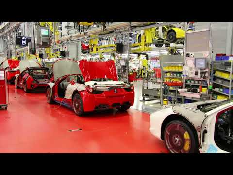 , title : 'Fábrica de Ferrari - Supercarros de linha de montagem (processo de produção)'