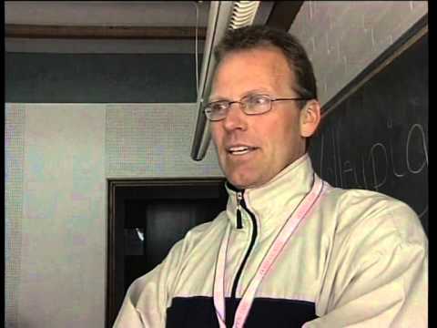 VibeholmskolenDM-i-skole-Volley-20040308