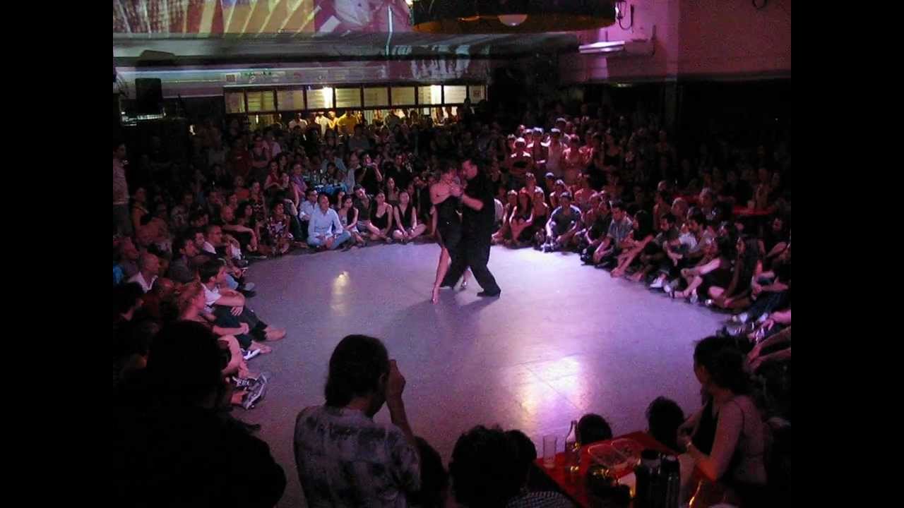 MARIANO "CHICHO" FRÚMBOLI y JUANA SEPÚLVEDA en Viva La Pepa! milonga (5/5)