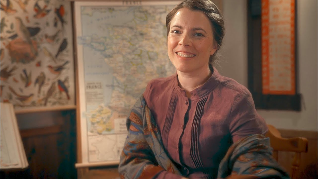 A New Old-Fashioned French Lesson | ASMR Teacher Roleplay (vintage classroom, soft spoken) - inASMR