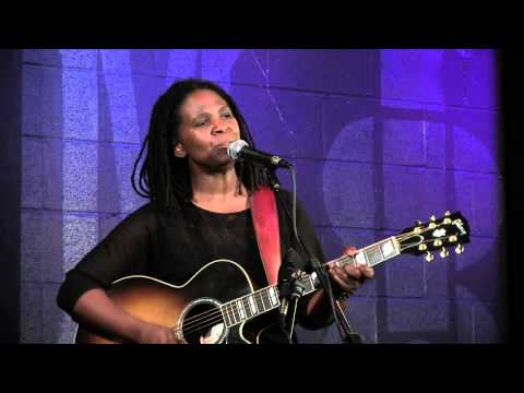Ruthie Foster - Woke Up This Morning - Live at McCabe's