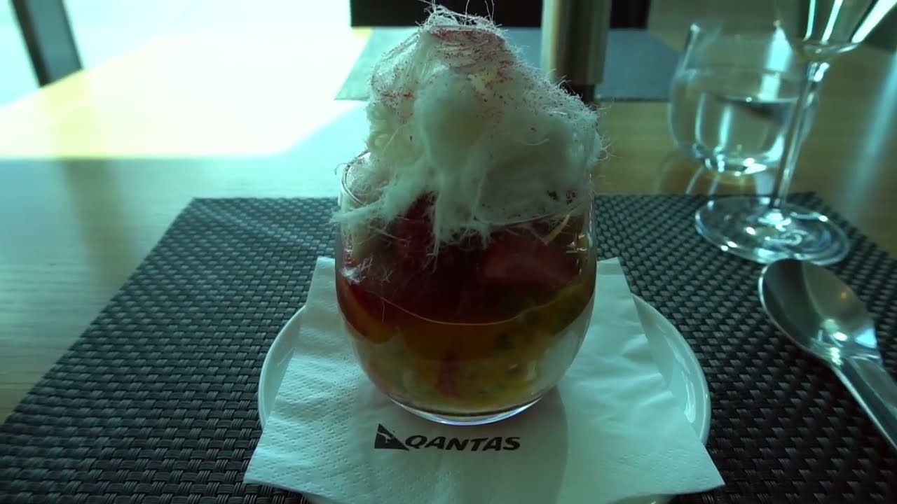 Qantas Airways International First Lounge thumbnail