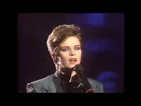 I Wouldn't Beg For Water Live At The Palace Hollywood