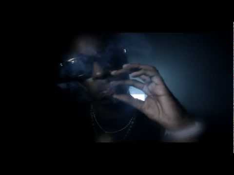 Lumii Baby - Don't Give A F*ck (Studio Performance)