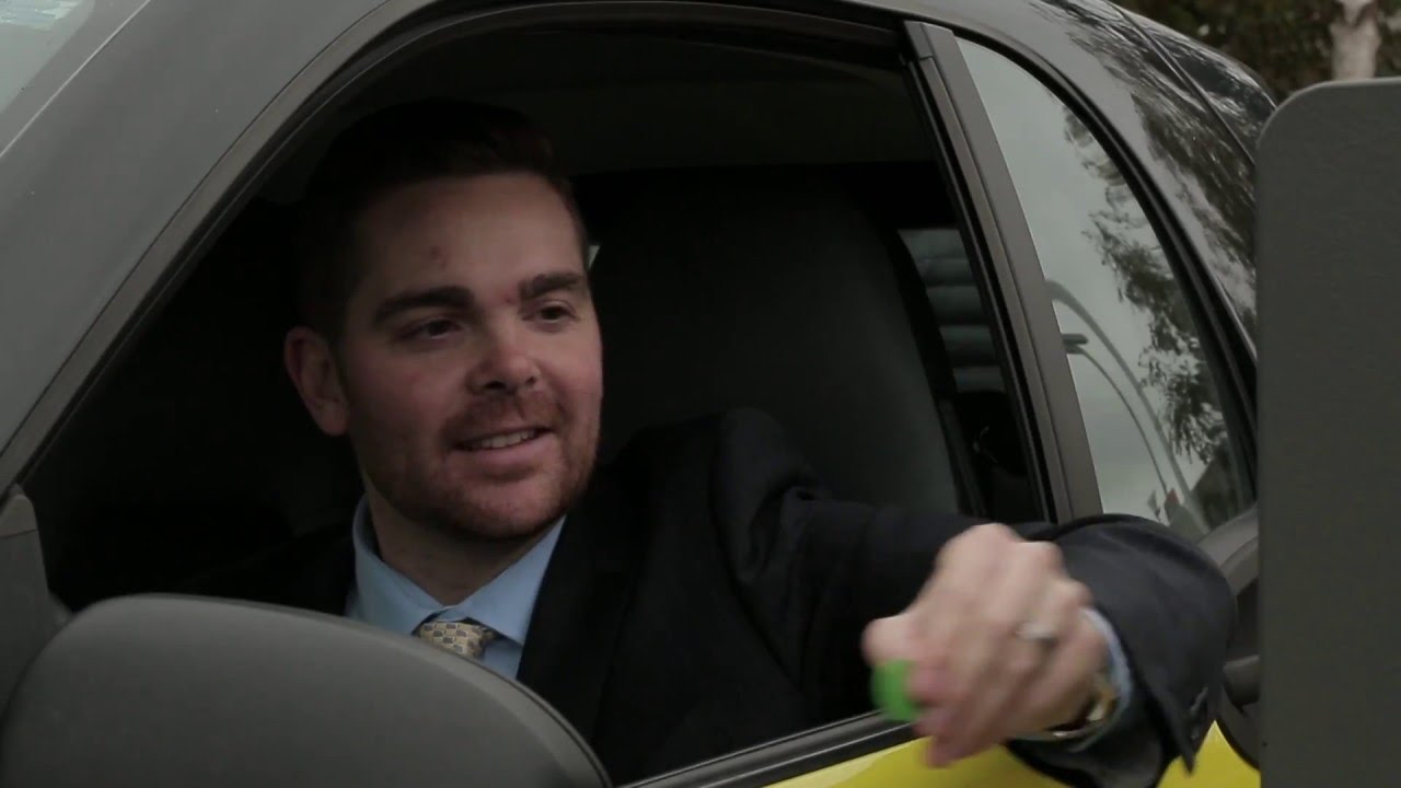 What is the cheapest parking at YVR? Tipseri