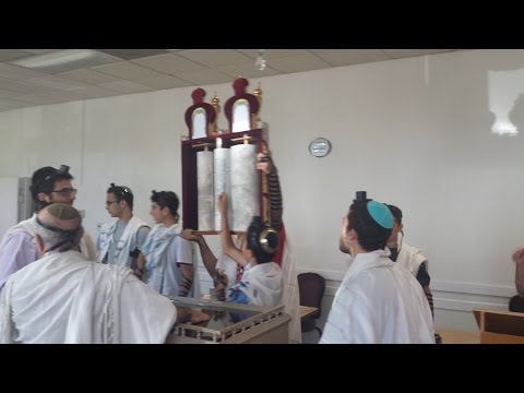 Modern Halacha | Must you Respect Rebtz., Female Torah Scholars/ Teachers same as Rav ?