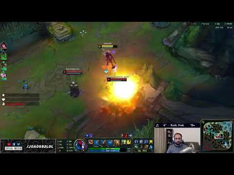 Joaos92 - Fugir? ponto e virgula! - Twitch Highlights [6/4/2018]