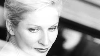 Sabine Hettlich with the "Montreal Symphony Orchestra"