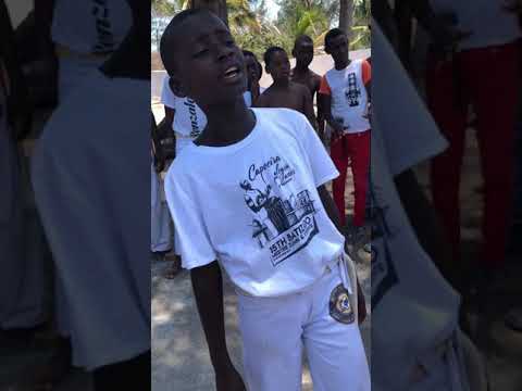 Mundo Enganador Mestre Barrão, Senzala Moçambique África Aluno cantador