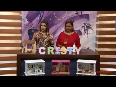 Quarto bebe em miniatura azul