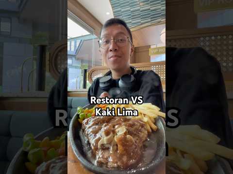 Mau steak juicy di restoran atau nikmatnya makanan kaki lima? Keduanya punya pesonanya sendiri! 🍽️✨