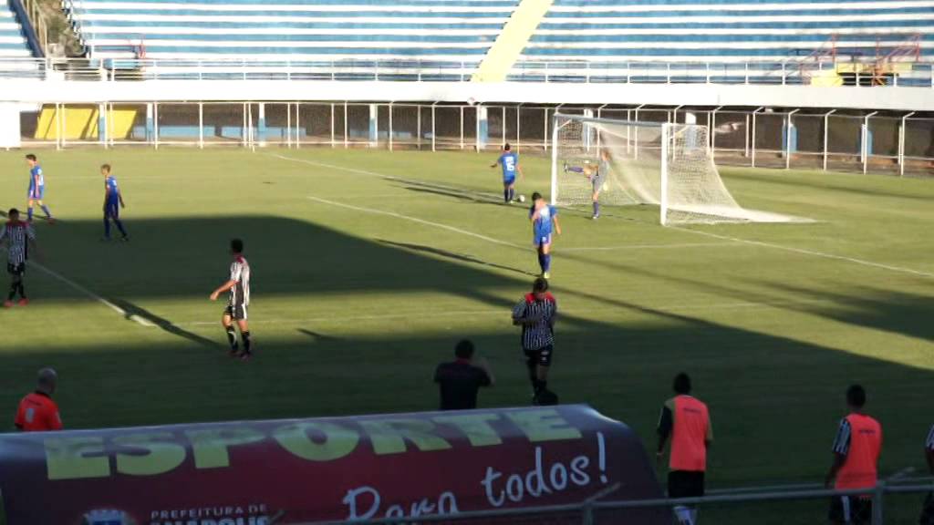 Melhores momentos do atacante Itallo.