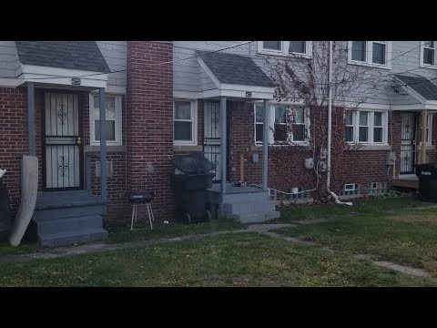 2288 La Belle St. Showing to Potential Resident