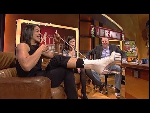 Lena bekommt Catwalk-Unterricht von Jorge - TV total