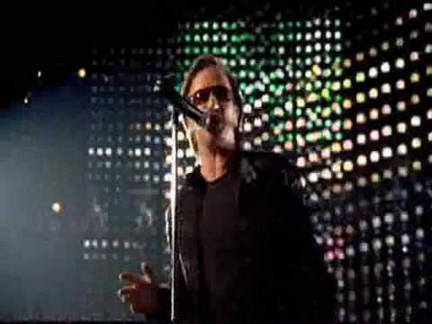 U2 Vertigo - City of blending lights
