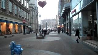 preview picture of video 'Zagreb - walking through the city'