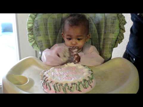 Amaya.Cake.3.MOV