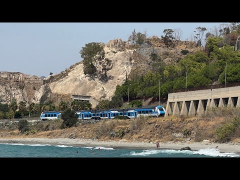 iC 562 Reggio di Calabria C.le - Bari C.le in transito a Bova Marina - HybridCity HTR412 |21/08/2025