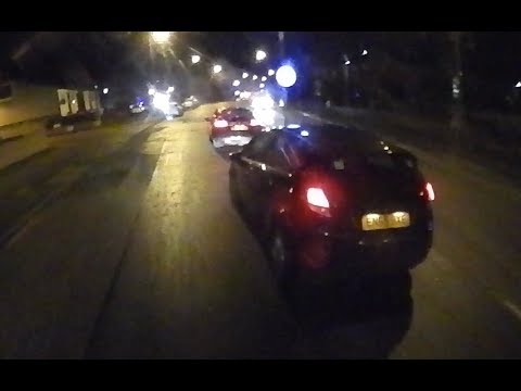 EN65BXE - Tailgating, Horn abuse