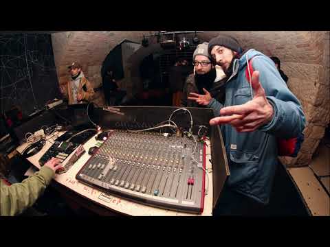 dlo - A Teremtővel Telefonálok (km. Mulató Aztékok)