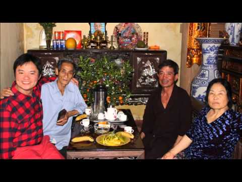 Thể hiện bởi Hương Lan