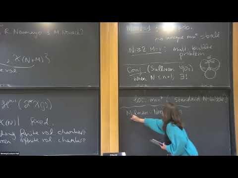 Non-Uniqueness of Locally Minimizing Clusters