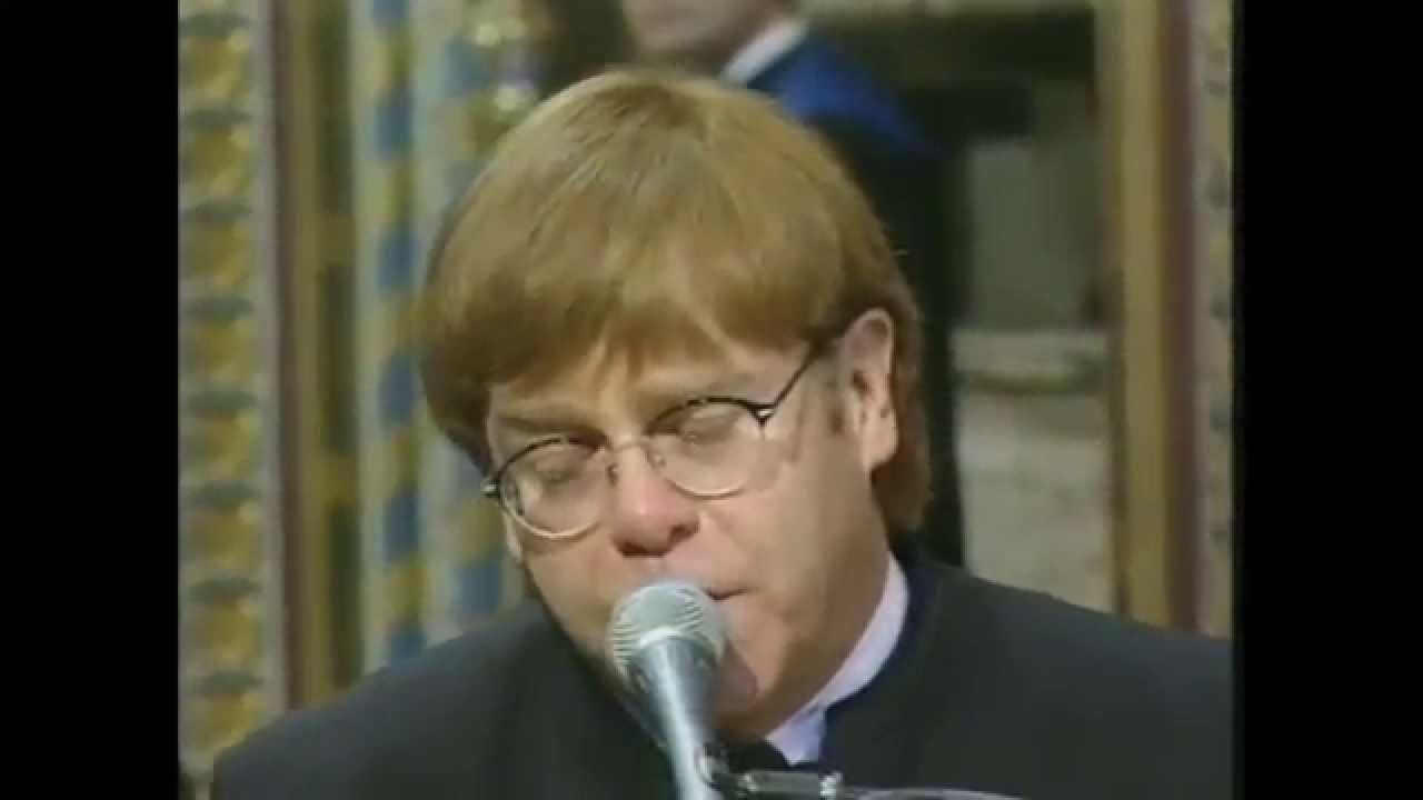 Elton John - Candle in the Wind/Goodbye England's Rose (Live at Princess Diana's Funeral - 1997) - YouTube