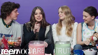 Hailee Steinfeld & The 'Dickinson' Cast Play \