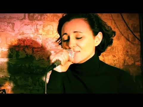 GROOVE Delighters - "Where the streets have no name" - Cover - Sylvia Gonzalez Bolivar & Zibby Krebs