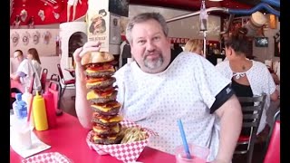THE HEART ATTACK GRILL Las Vegas! Giant Burgers & Spankings Review