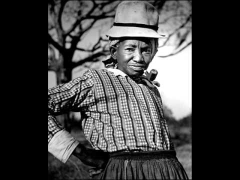 Charleston Cabin-Whitey Kaufman .wmv