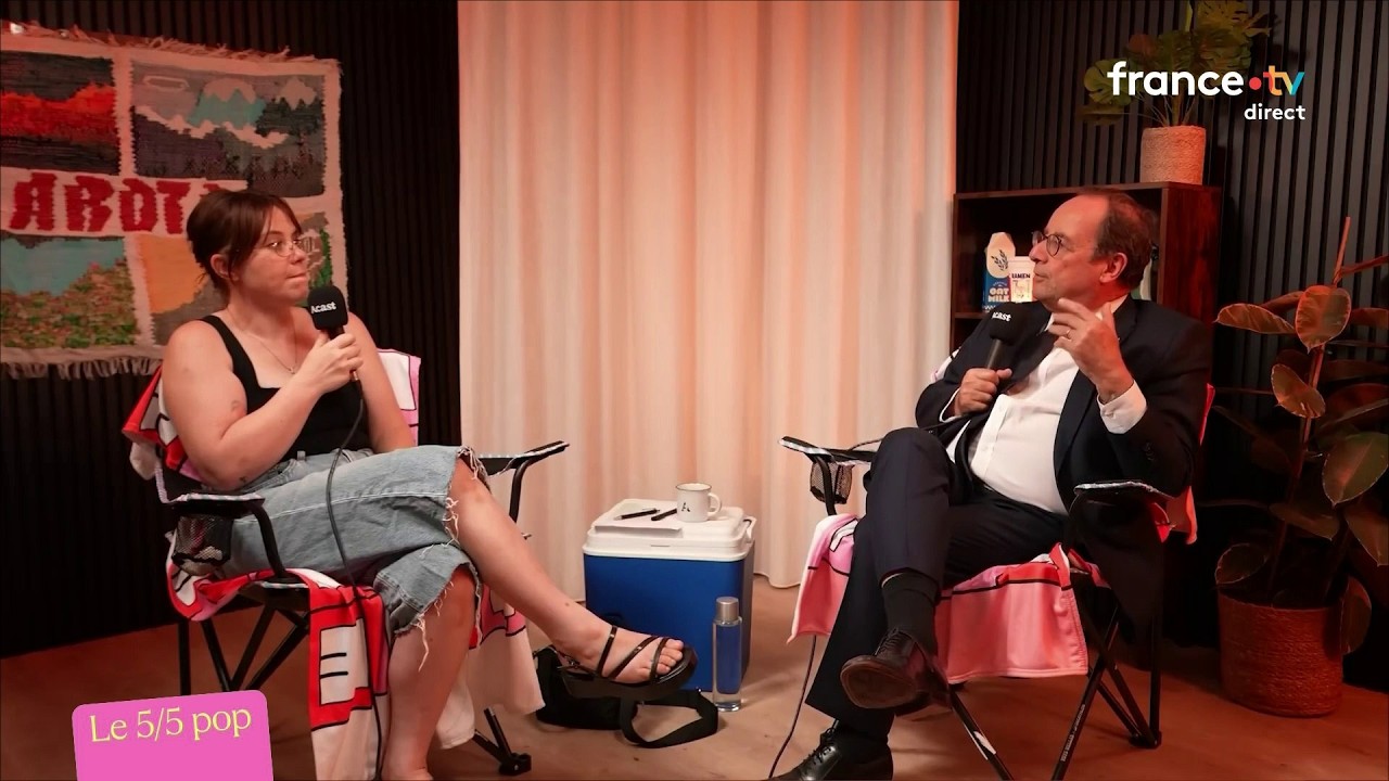Sophie-Marie Larrouy : l'interview lunaire de François Hollande