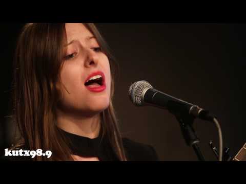 Molly Burch - Please Be Mine