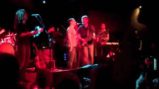 Andrew and the New Pornographers sing Myriad Harbour