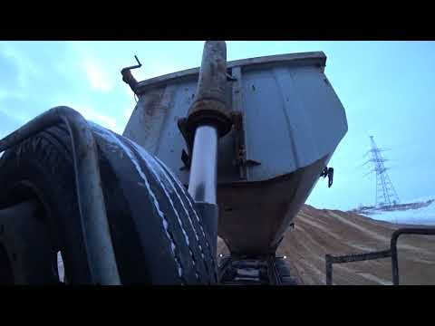 Как правильно разгружать самосвальный полуприцеп!!! How to unload a dump semi-trailer