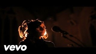 PJ Harvey - Hanging In The Wire