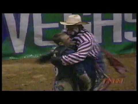 Pete Hessman vs Tub Thumper - 98 PBR Charlotte (90.5 pts)