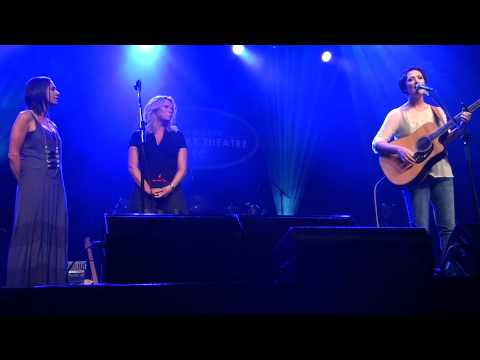 Sara Storer with Kasey Chambers & Beccy Cole - Katherine