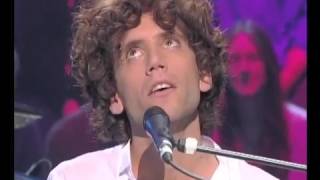 Mika sings "Killer Queen" [Mika cover Queen]