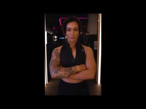 Model Huge Biceps 427.