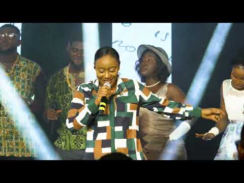 Pentecostal Tunes - Hwɛ, Nyimpa bɛn nye Oyi a Ogyina ft Ruth Adjei