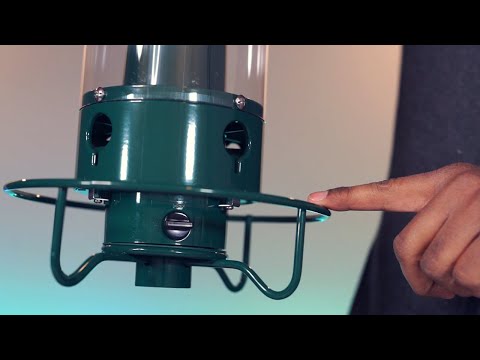 Droll Yankees Yankee Flipper Squirrel-Proof Bird Feeder, Spinning Perch, 4 Feeding Ports